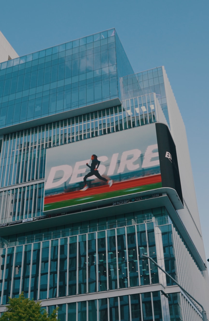 Brooks asymmetric right still